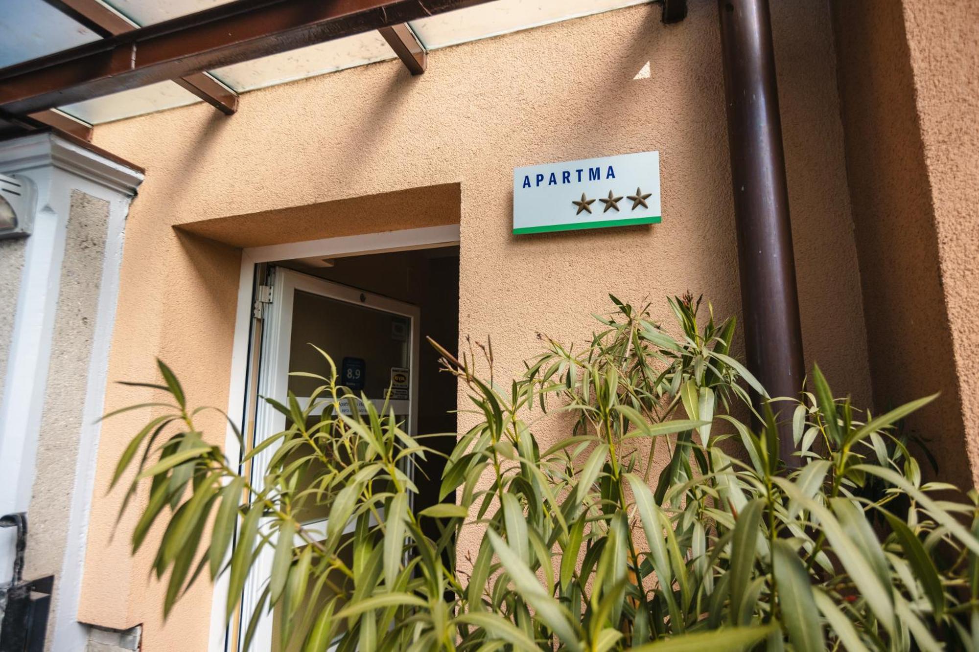 Vila Klara Apartments Liubliana Exterior foto